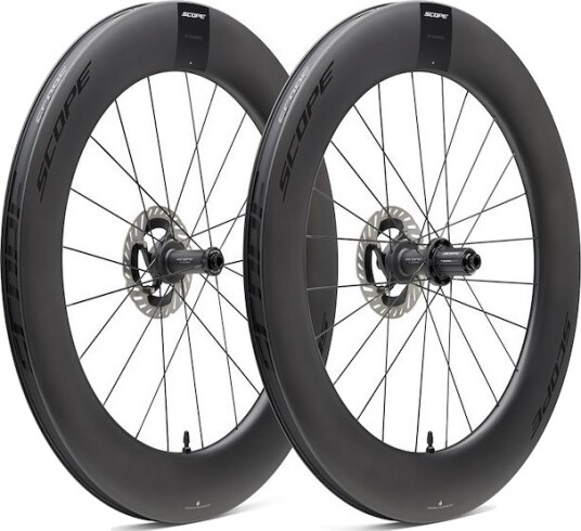 Scope R8.T 700c 85mm hjulsett Shimano body disc carbon svart decals Scope R8.T 700c 85mm hjulsett Shimano body disc carbon svart decals