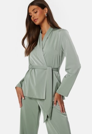 BUBBLEROOM Pilar Soft Satin Blazer Dusty green 40 BUBBLEROOM Pilar Soft Satin Blazer Dusty green 40