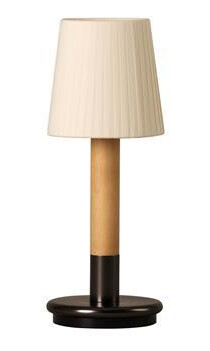 Santa & Cole Basics Minimal Batteri Bordlampe Natur/Bjørk/ Bronse Santa & Cole Basics Minimal Batteri Bordlampe Natur/Bjørk/ Bronse