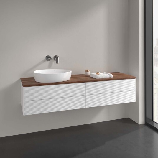 Villeroy & Boch Antao Servantskap med 4 skuffer 160x50x36 cm m/lys Hvit Matt/Valnøtt Villeroy & Boch Antao Servantskap med 4 skuffer 160x50x36 cm m/lys Hvit Matt/Valnøtt