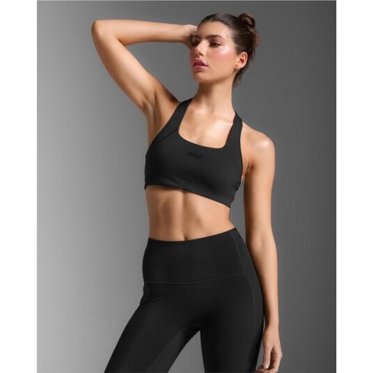2XU Form Racerback Medium Impact Bra Black/White 2XU Form Racerback Medium Impact Bra Black/White