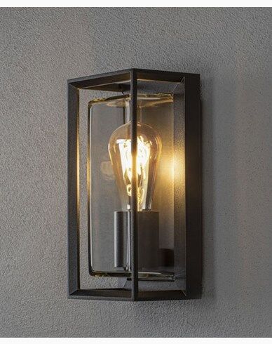 Konstsmide vegglampe Brindisi Klarglass Svart E27. Sensor. 1710044-01-0 1710060-01-0 Konstsmide vegglampe Brindisi Klarglass Svart E27. Sensor. 1710044-01-0 1710060-01-0