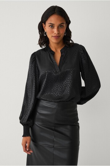 Ellos Collection Bluse med jacquardmønster Svart Ellos Collection Bluse med jacquardmønster Svart