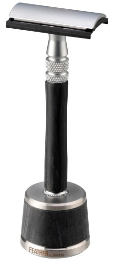 Feather WS-D2S tradisjonell barberhøvel med stativ Feather WS-D2S tradisjonell barberhøvel med stativ