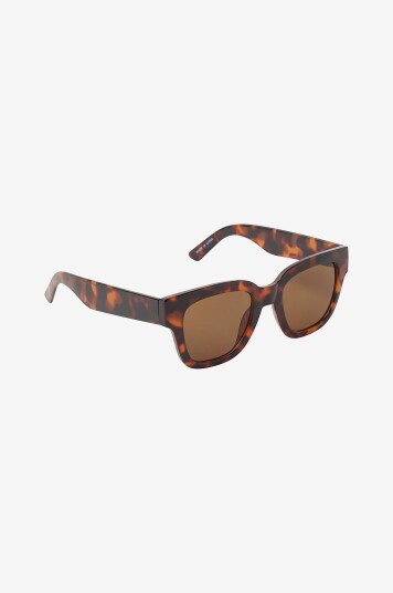 Ellos Collection Klassiske Chunky solbriller Brun Ellos Collection Klassiske Chunky solbriller Brun