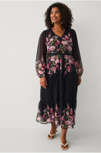 Ellos Plus collection Maxikjole i chiffon Svart