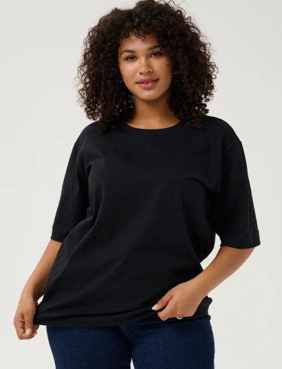 Kaffe Curve Kcmina T-Shirt - Black - L Kaffe Curve Kcmina T-Shirt - Black - L
