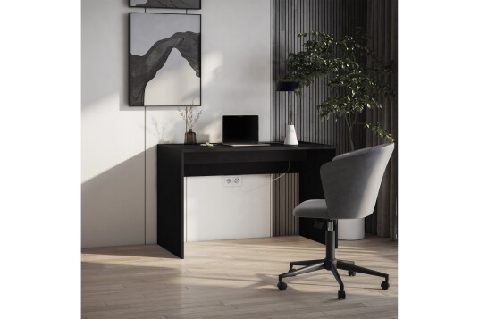 Nevy Skrivebord 140x60 cm Svart