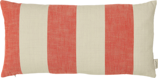 Oyoy Kara putetrekk 30x60 cm Cherry red Oyoy Kara putetrekk 30x60 cm Cherry red