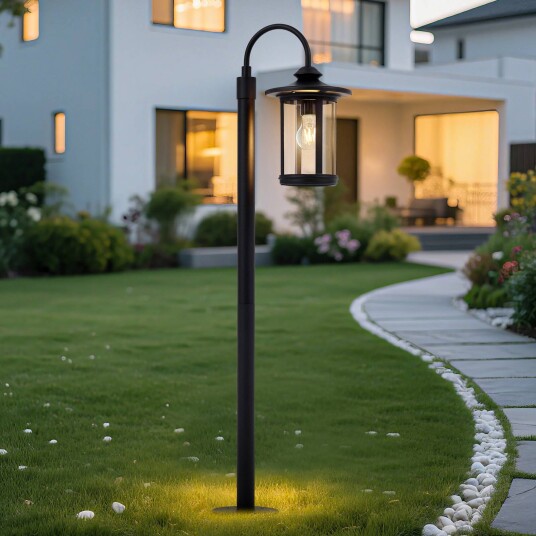 Lindby veilampe Zayn svart glass høyde 109 cm IP65