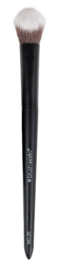 Brushworks No. 25 Brightening Concealer Brush Brushworks No. 25 Brightening Concealer Brush