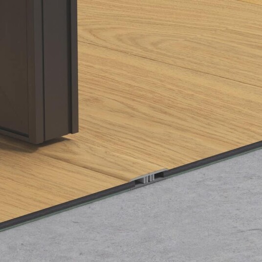 Pergo LIST 5-i-1 British OAK Dekor 40098 45x8x2000mm Pergo LIST 5-i-1 British OAK Dekor 40098 45x8x2000mm