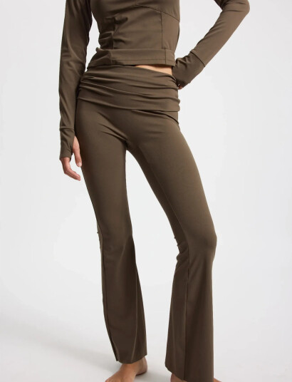 Rethinkit Studios Butter Soft Flare Tights All Day Brown M