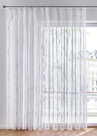 bonprix Gardin med broderi 1 (H/B: 100/300 cm),2 (H/B: 120/300 cm),3 (H/B: 145/300 cm),4 (H/B: 145/450 cm),5 (H/B: 175/300 cm),6 (H/B: 175/450 cm),7 (H/B: 225/300 cm),8 (H/B: 225/450 cm),9 (H/B: 245/300 cm),10 (H/B: 245/450 cm) hvit