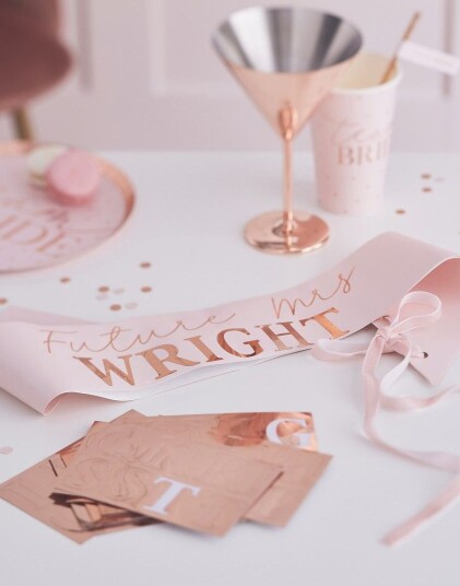Rosa "Future Mrs" Ordensbånd med Tilpassbar Rosegullfarget Tekst Blush Hen