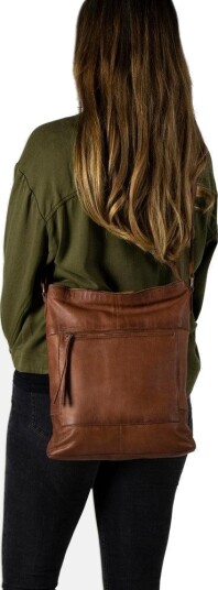 Re:Designed by Dixie Storslet skulderveske i skinn Walnut