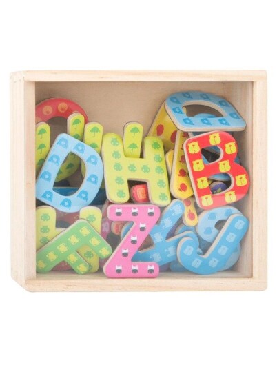 Small Foot Wooden Magnetic Letters Color 37dlg.