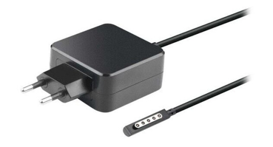 CoreParts Power Adapter