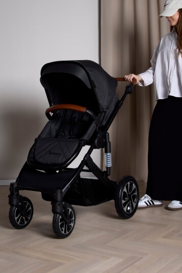 Beemoo Maxi 4 Black/Black Beemoo Maxi 4 Black/Black