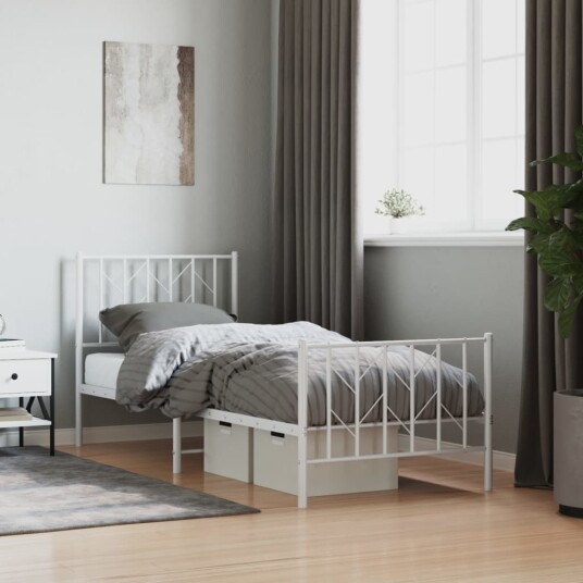 vidaXL Sengeramme i metall med hode- og fotgavl hvit 80x200 cm 8721012250284