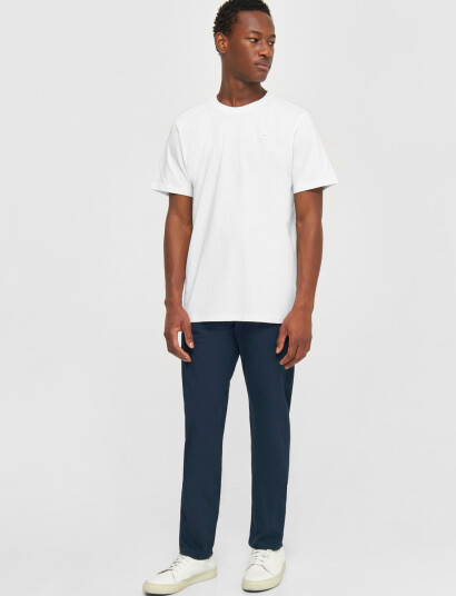 Knowledge Cotton Apparel Badge T-Shirt - White - M