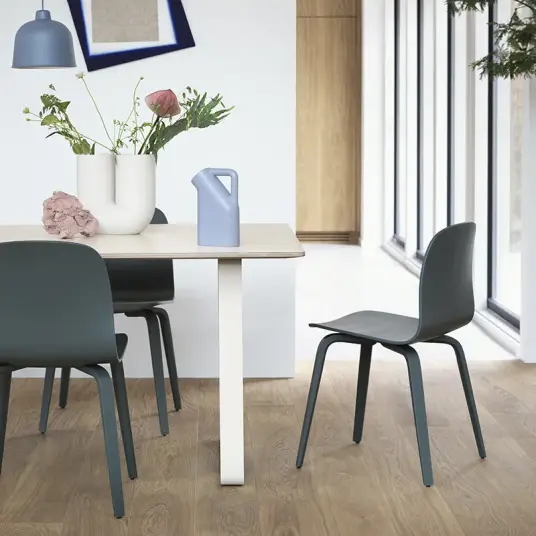 Muuto Visu stol Dusty Green Dusty Green Muuto Visu stol Dusty Green Dusty Green
