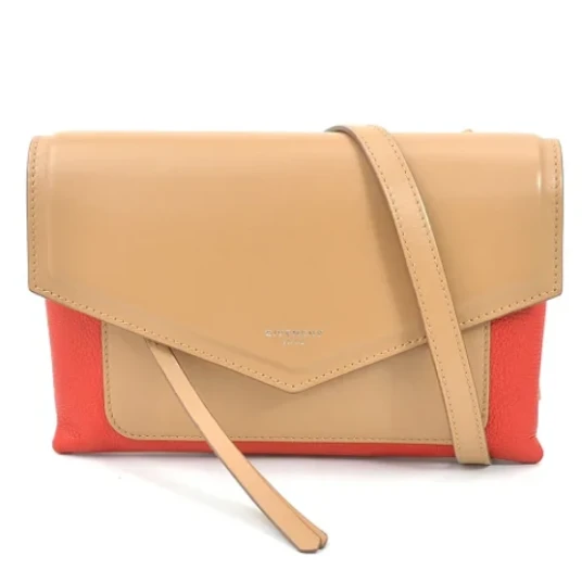 Givenchy Dame Beige