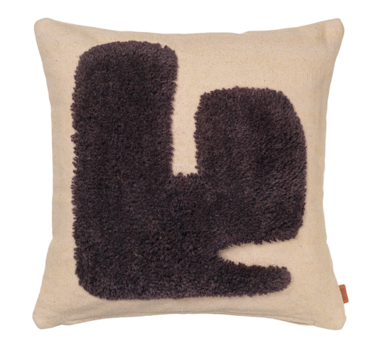 ferm LIVING Lay pute 50 x 50 cm Sand / Dark Brown ferm LIVING Lay pute 50 x 50 cm Sand / Dark Brown