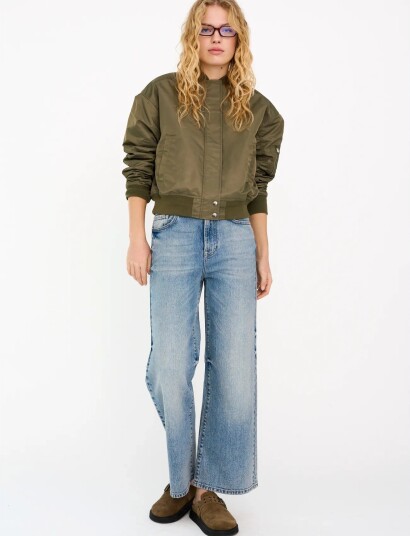 IVY Copenhagen Ivy Medina Cropped Wash Lambeth Blue 26 IVY Copenhagen Ivy Medina Cropped Wash Lambeth Blue 26