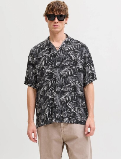 Jack & Jones Jjejeff Resort Aop Shirt S/S Ln Black M