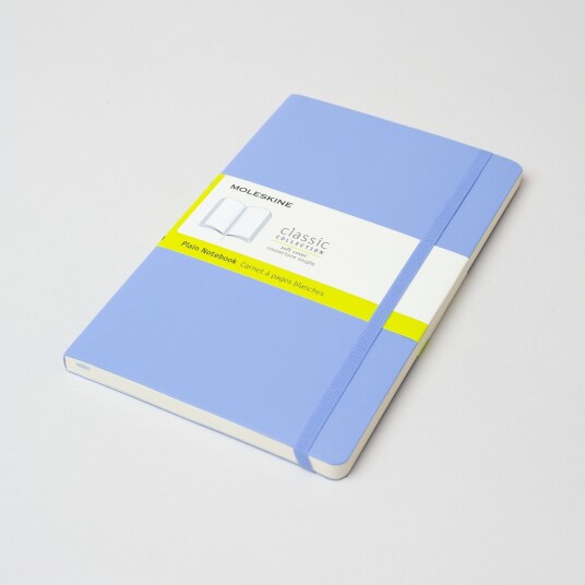 Moleskine Classic, A5 (Softcover), Hydrangea Blue / Plain