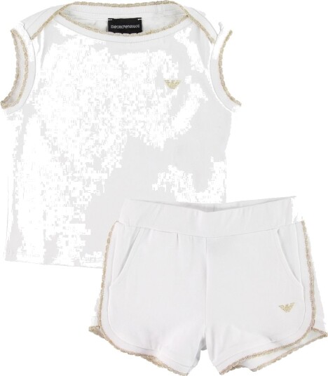 Emporio Armani Sett T skjorte/Shorts Hvit m. Gullglitter Emporio Armani 7 år 122 Shorts Emporio Armani Sett T skjorte/Shorts Hvit m. Gullglitter Emporio Armani 7 år 122 Shorts