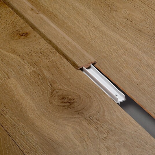 Berryalloc T list Elegant Eik Natur 2,4 M Berryalloc T list Elegant Eik Natur 2,4 M