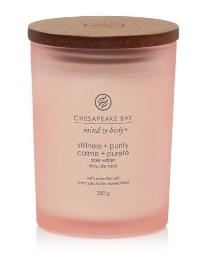 Chesapeake Bay Scented candle with wooden lid - Rose Water