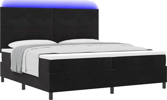 Box Spring Seng med Madrass og LED Svart 200x200 cm Fløyel