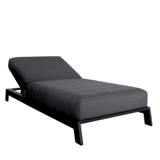 Fritab Bite solsäng Svart med grå pute Aluminium/Sunbrella Svart Fritab Bite solsäng Svart med grå pute Aluminium/Sunbrella Svart
