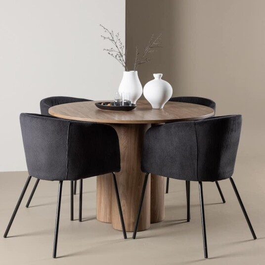 Spisegruppe Venture Home Olivia Ø110 med 4 stk Berit Stoler