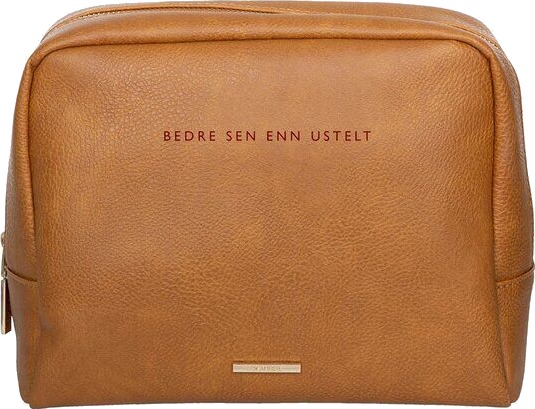 Pictureit   Toalettmappe bedre sen enn ustelt 24x20x10 cm cognac brun