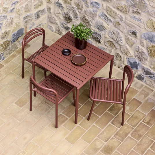 Cane line Bliss spisebord 81x81 cm Desert red Cane line Bliss spisebord 81x81 cm Desert red
