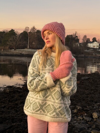 House Of Yarn IR 04 03 Cortina genser