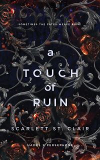 A Touch Of Ruin Av Scarlett St. Clair