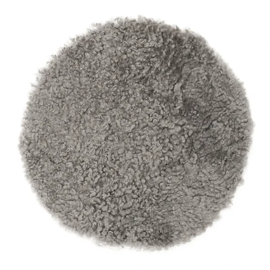 Skinnwille Curly Sittepute i saueskinn ø34 cm Beige moonlight