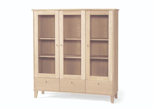 Torkelson Garda vitrineskap Hvitoljet eik 145 x 137 cm Hvit