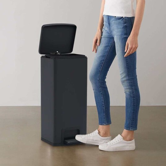 vidaXL Søppelkasse pedal anti-fingeravtrykk 30L svart rustfritt stål vidaXL Søppelkasse pedal anti-fingeravtrykk 30L svart rustfritt stål