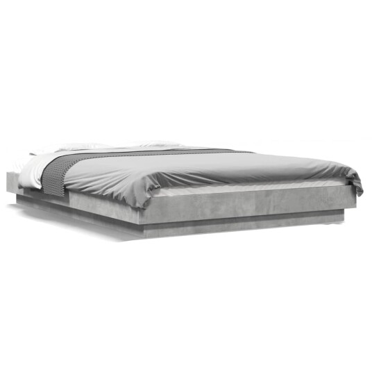  Sengeramme betonggrå 135x190 cm konstruert tre 8721102618659