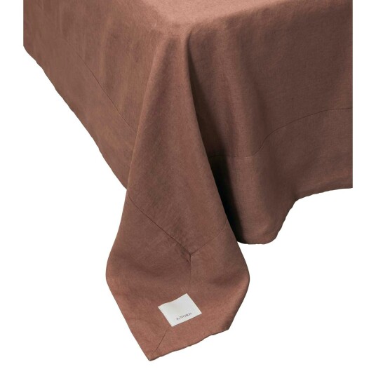 byNORD Sengkappe Gunhild 280x160 cm Berry byNORD Sengkappe Gunhild 280x160 cm Berry