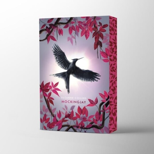 Mockingjay Deluxe (PB) Mockingjay Deluxe (PB)