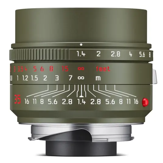 Leica Summilux-M 35mm f/1.4 ASPH. Safari