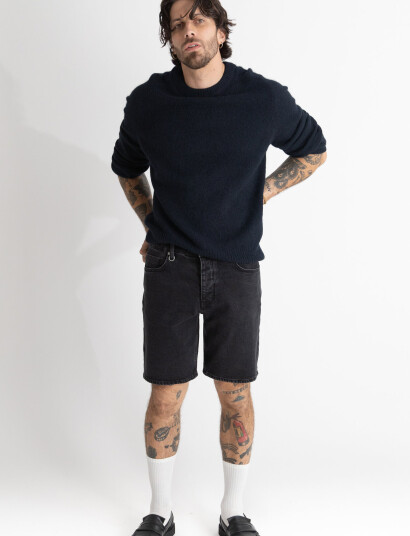 NEUW Lou Short Transit - Black - 29