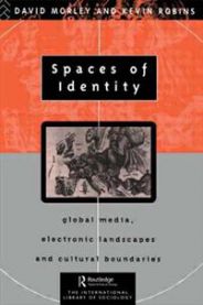Spaces of Identity, Pent brukt bok uten markeringer Spaces of Identity, Pent brukt bok uten markeringer